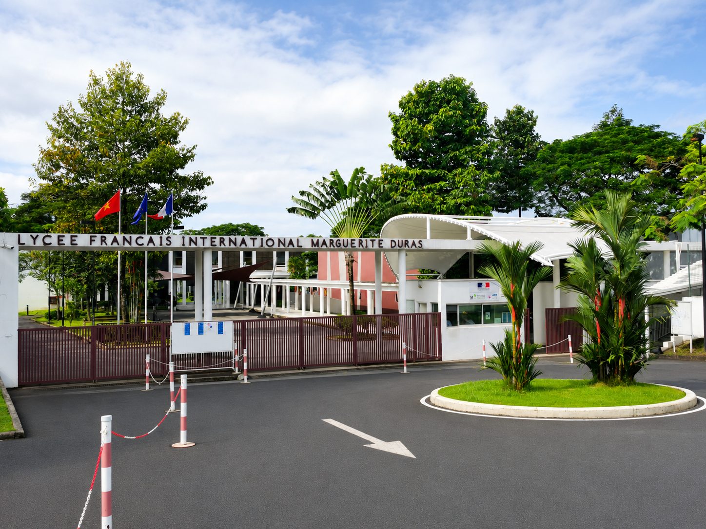Entrée du Lycée Français International Marguerite Duras, Hô Chi Minh-Ville